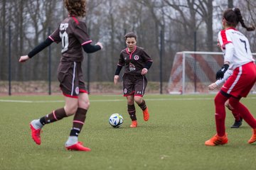 Bild 34 - B-Juniorinnen Walddoerfer - St.Pauli : Ergebnis: 4:1